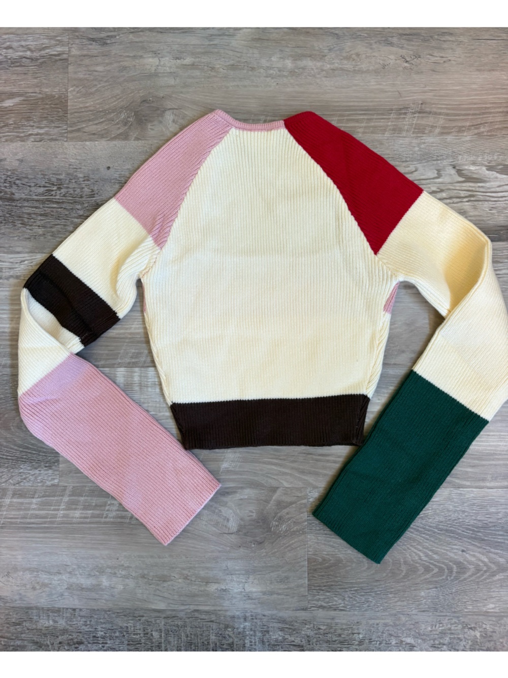 Le Lis Colorblock Cropped Sweater Size XS NWT - Picture 6 of 9